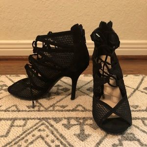 Black Nine West lace up heels
